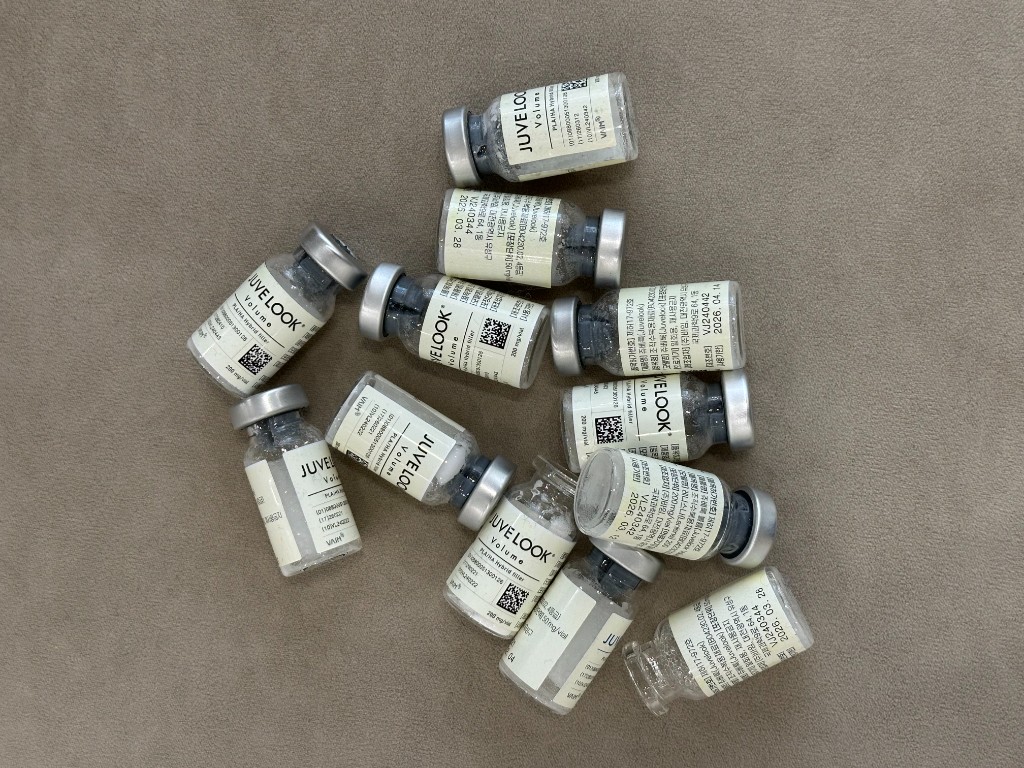 Used Juvelook vials photographed at Tune Clinic