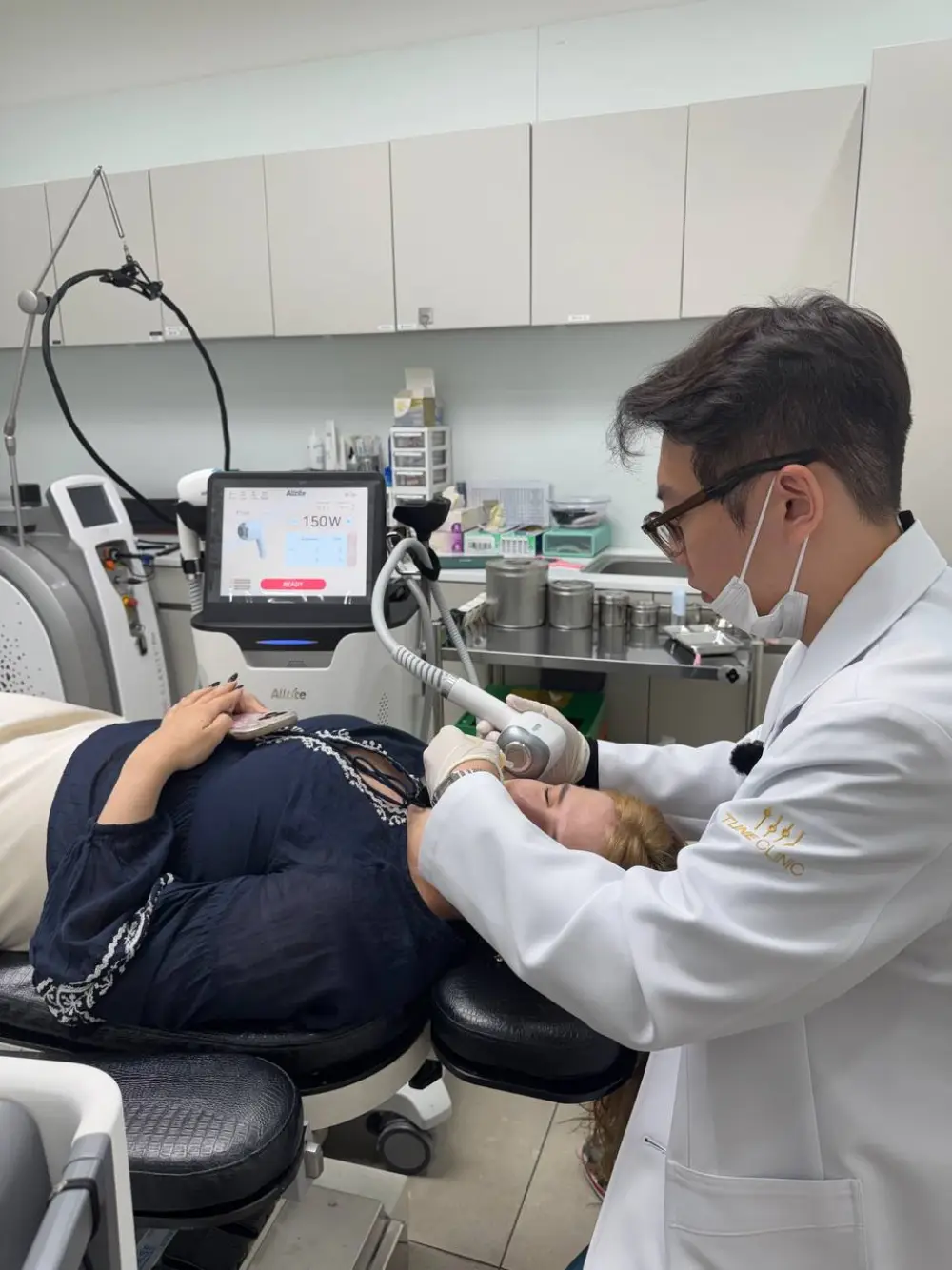 Alltite RF lifting at Tune Clinic — 7