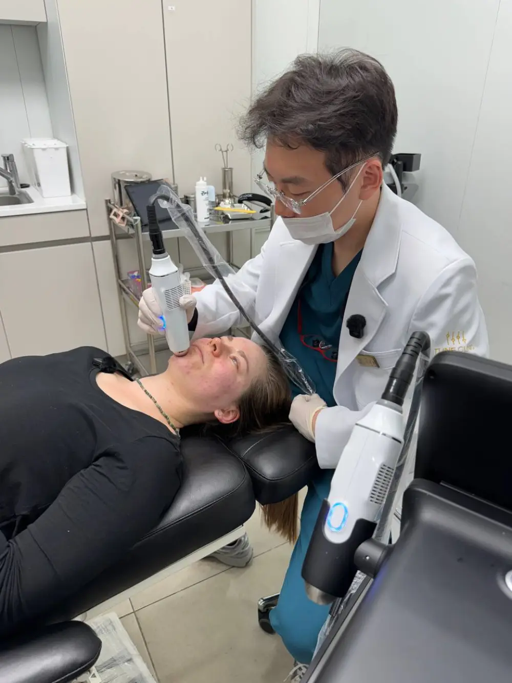 CoolSoniq HIFU lifting at Tune Clinic — 1