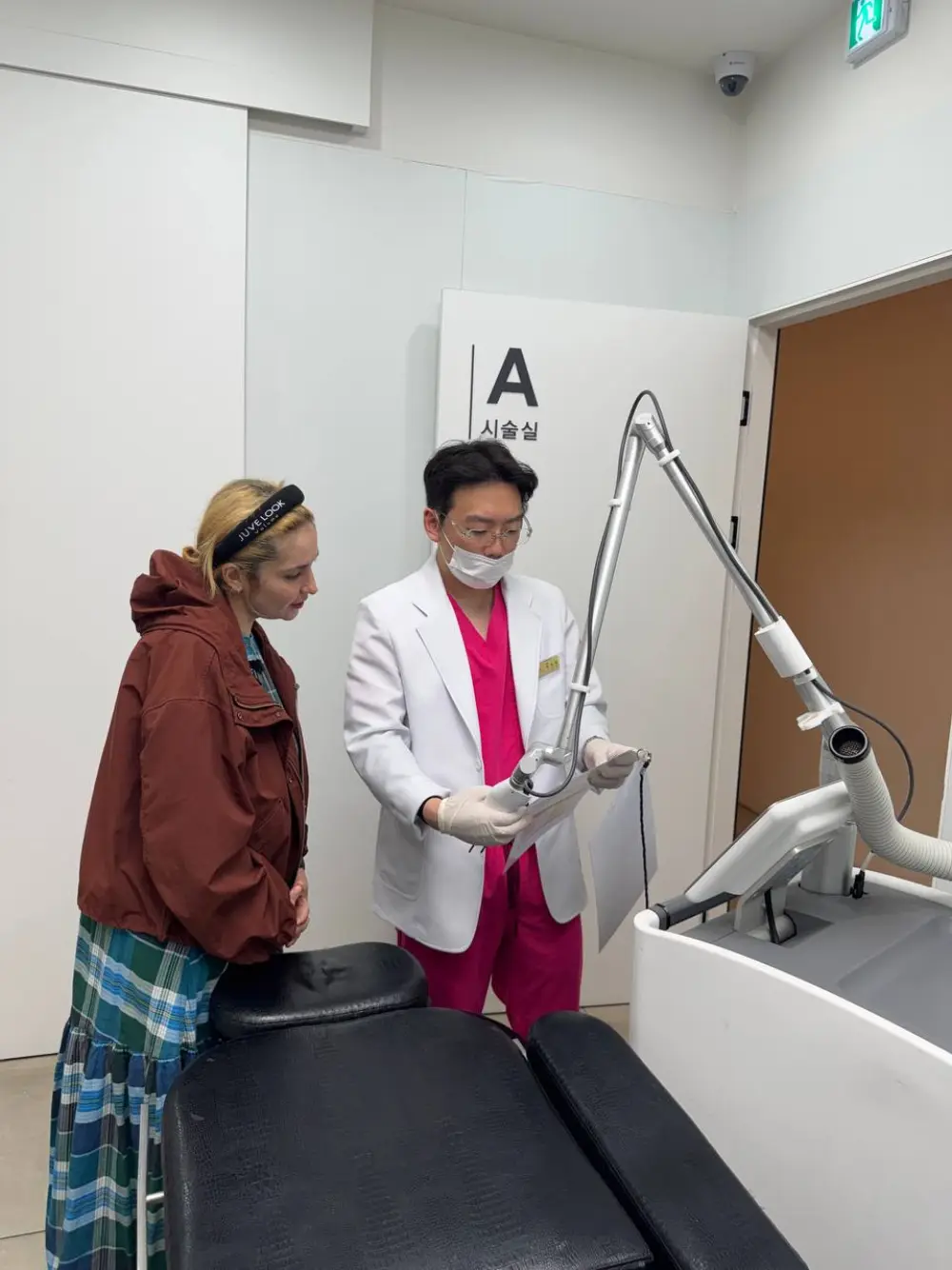 Pico laser treatment at Tune Clinic — 6