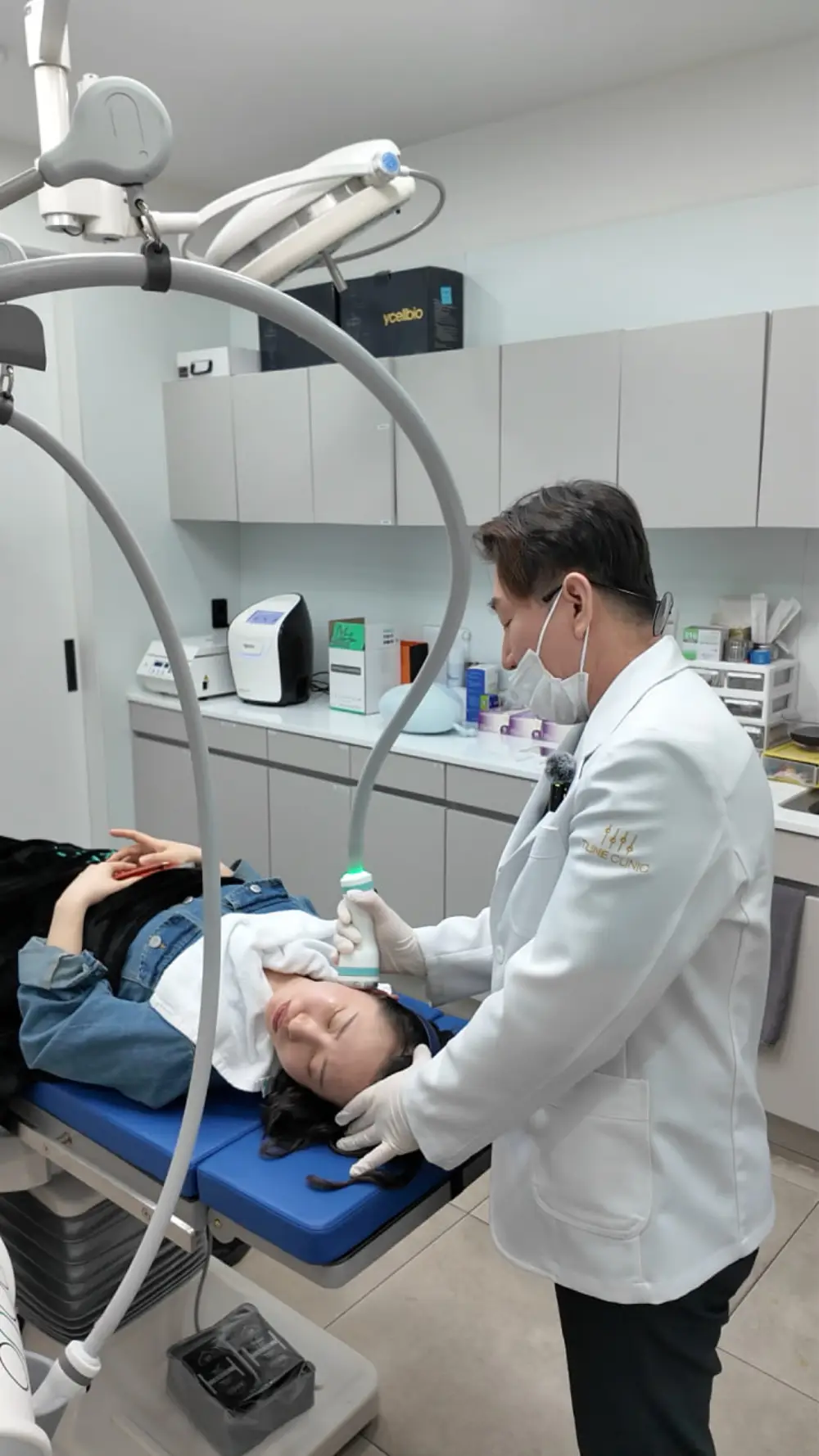 Onda treatment at Tune Clinic — 2