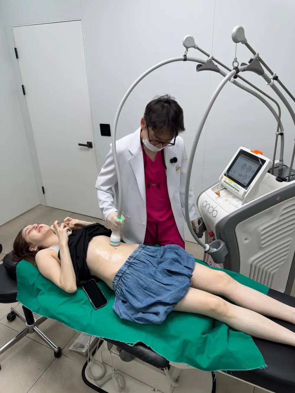 Onda treatment at Tune Clinic — 7