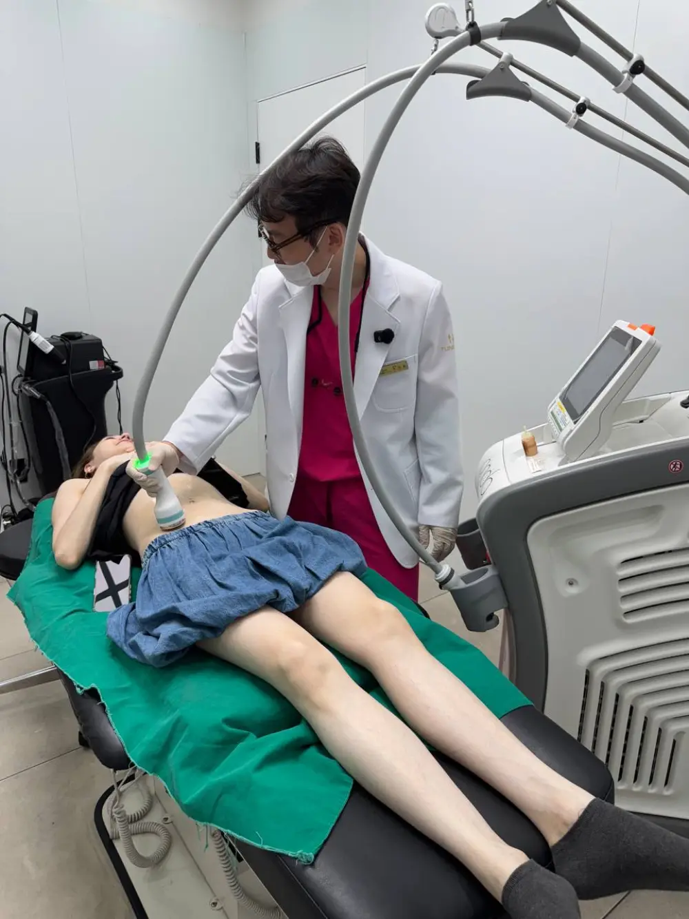 Onda treatment at Tune Clinic — 8