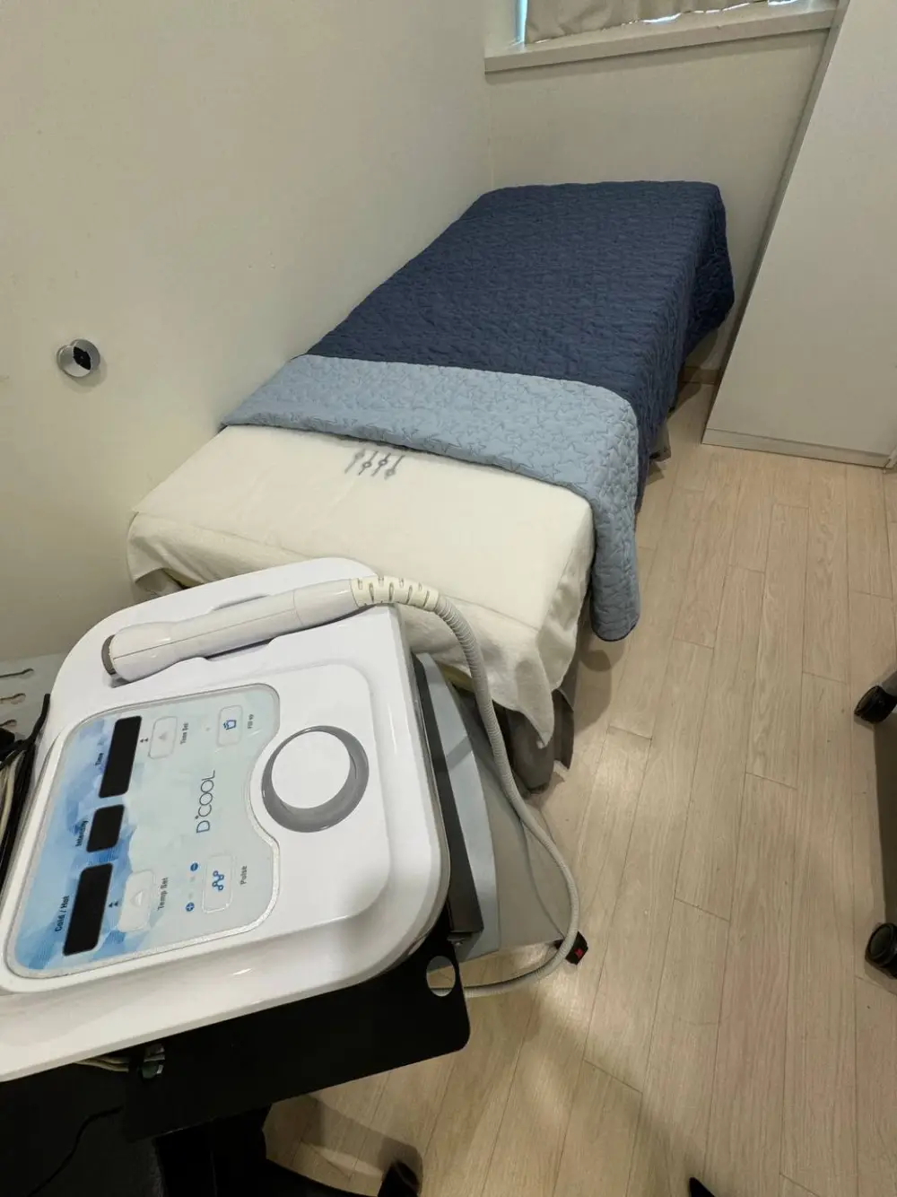 Skin care session at Tune Clinic — 3