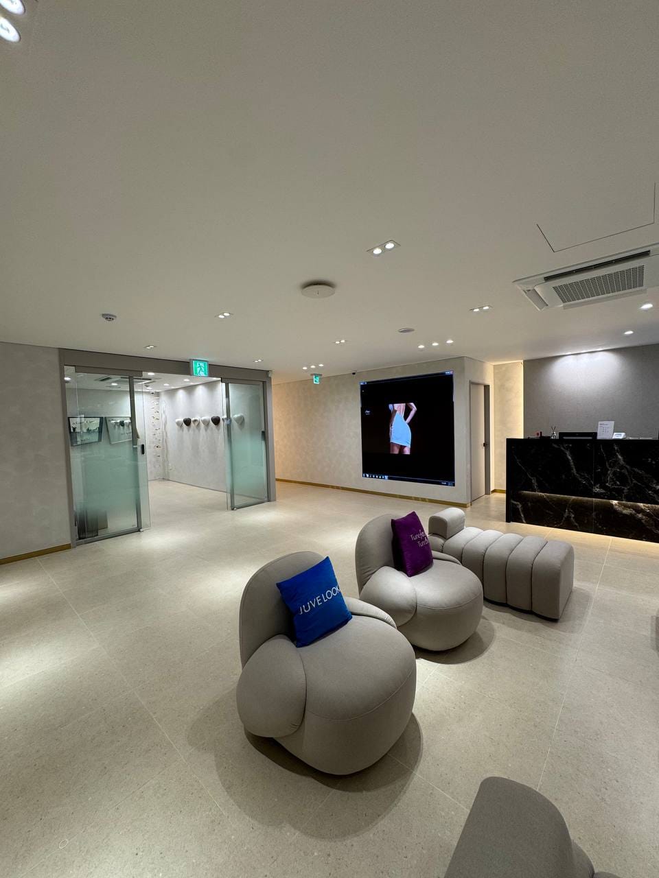 Lounge Lobi