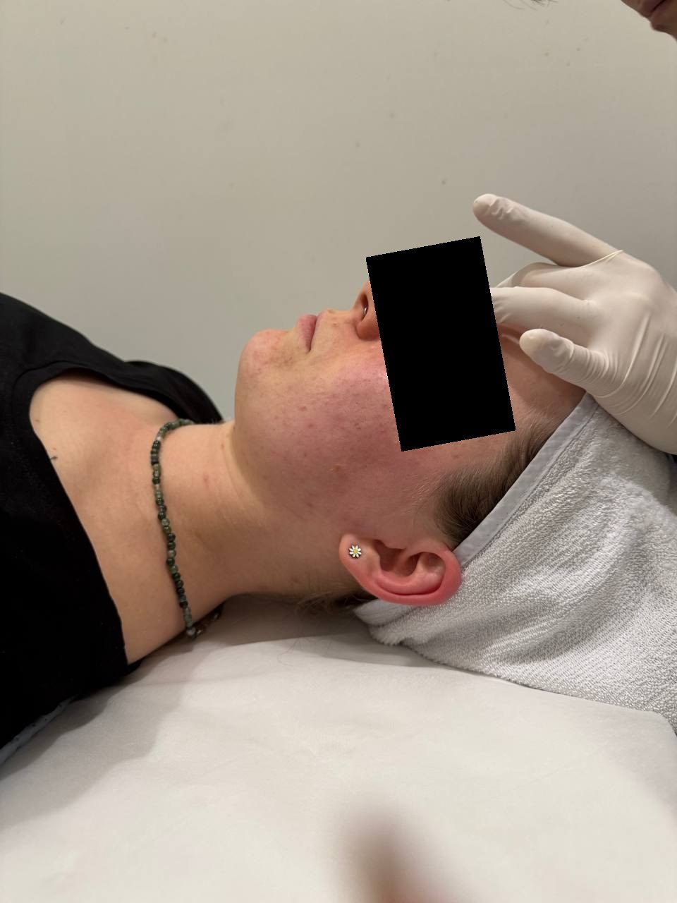 Facial treatment at Tune Clinic, Apgujeong.